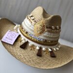 Ref 11-1 / Sombrero Aplique Dorado grande con borde