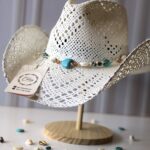 Ref. 04 / Sombrero Vaquero Luxury correa piedras o trenza y conchas